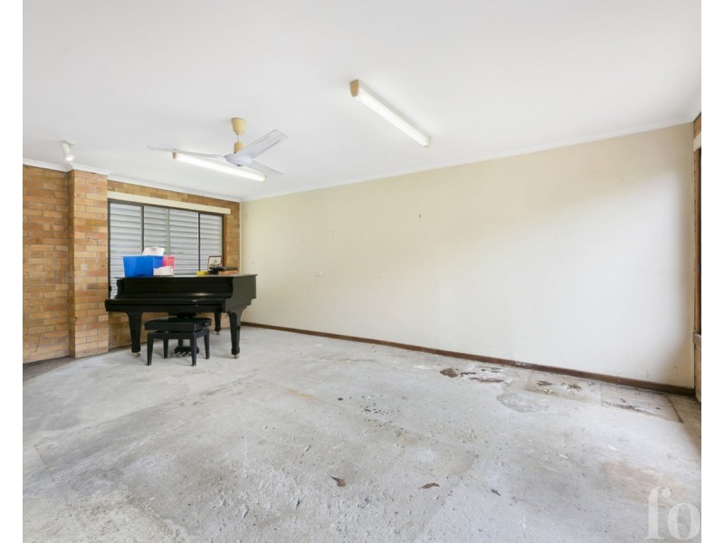 3 Dandar Drive, Southport QLD 4215