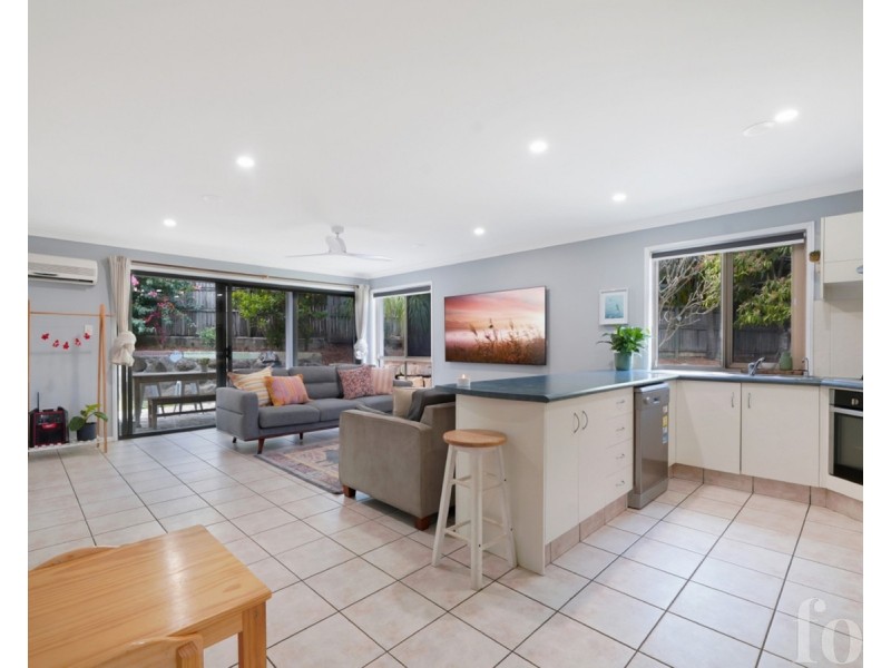 9 Orion Court, Molendinar QLD 4214