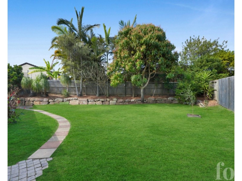 9 Orion Court, Molendinar QLD 4214