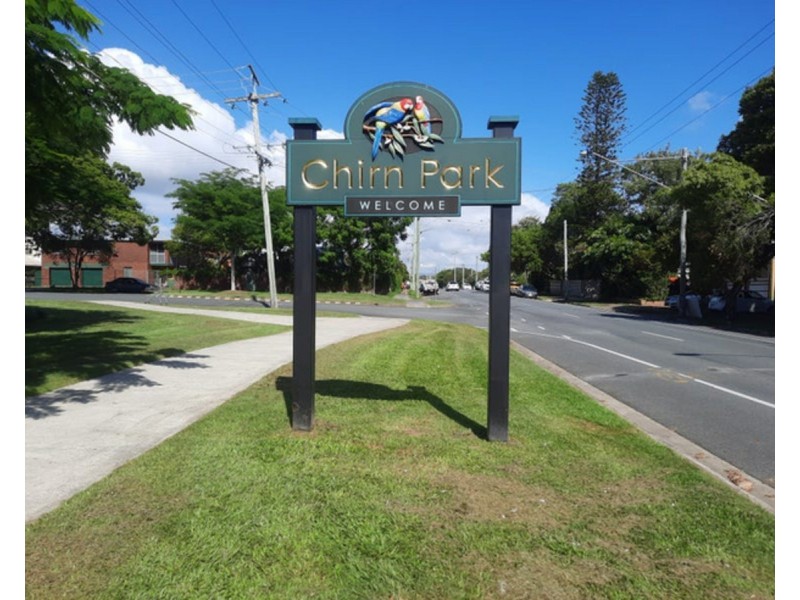 15 Fourth Avenue, Labrador QLD 4215
