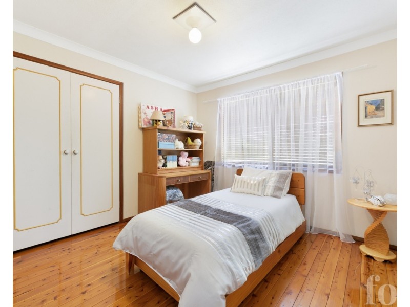 15 Nimrud Street, Southport QLD 4215