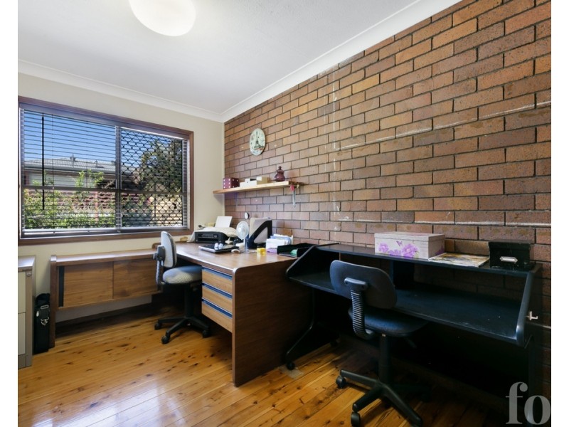 15 Nimrud Street, Southport QLD 4215