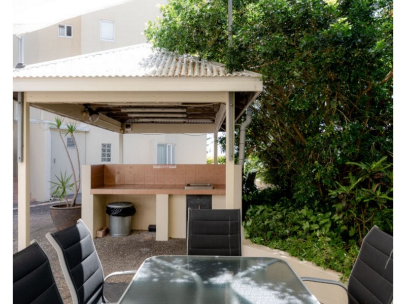 27/484-488 Marine Parade, Biggera Waters QLD 4216