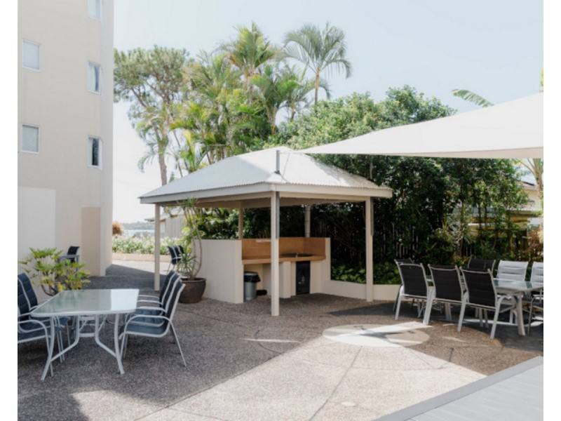 27/484-488 Marine Parade, Biggera Waters QLD 4216