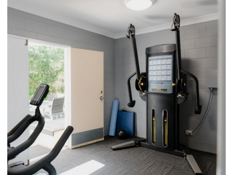 27/484-488 Marine Parade, Biggera Waters QLD 4216