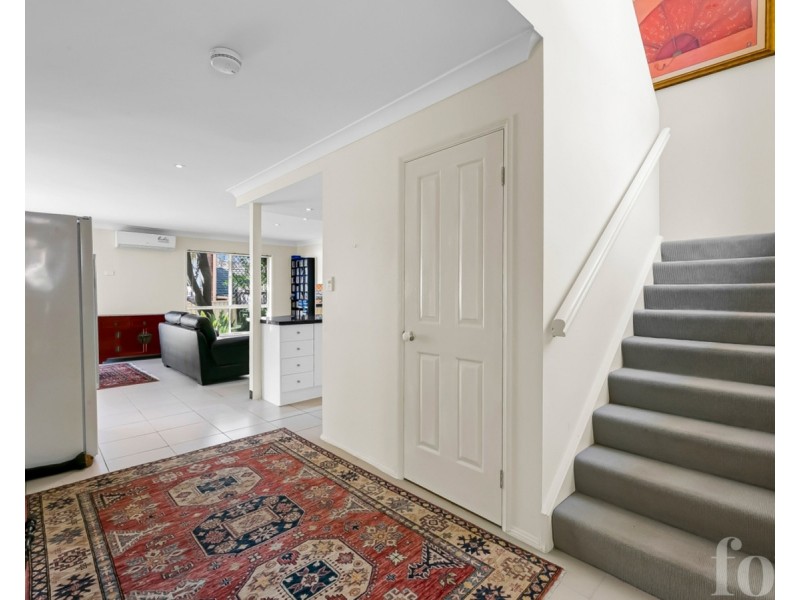 4/38 Billington Street, Labrador QLD 4215