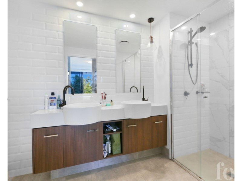 3122/397 Christine Avenue, Varsity Lakes QLD 4227