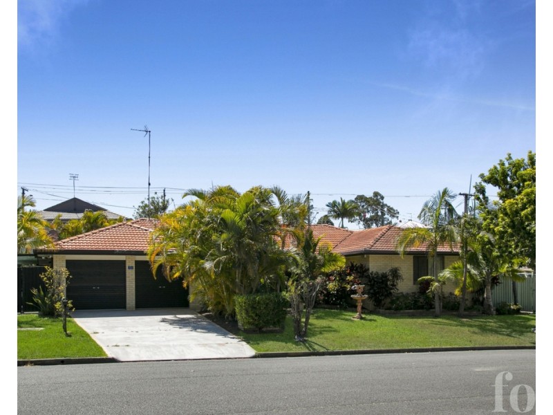 38 Crinum Crescent, Southport QLD 4215