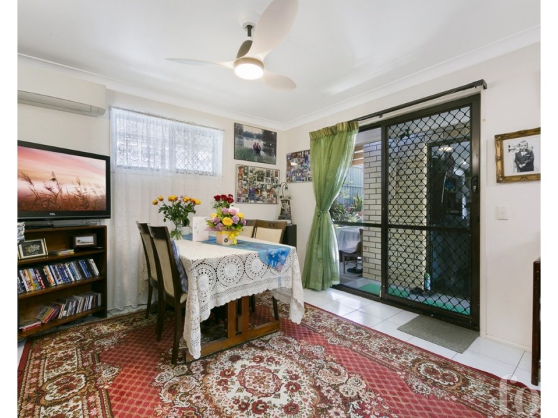 38 Crinum Crescent, Southport QLD 4215