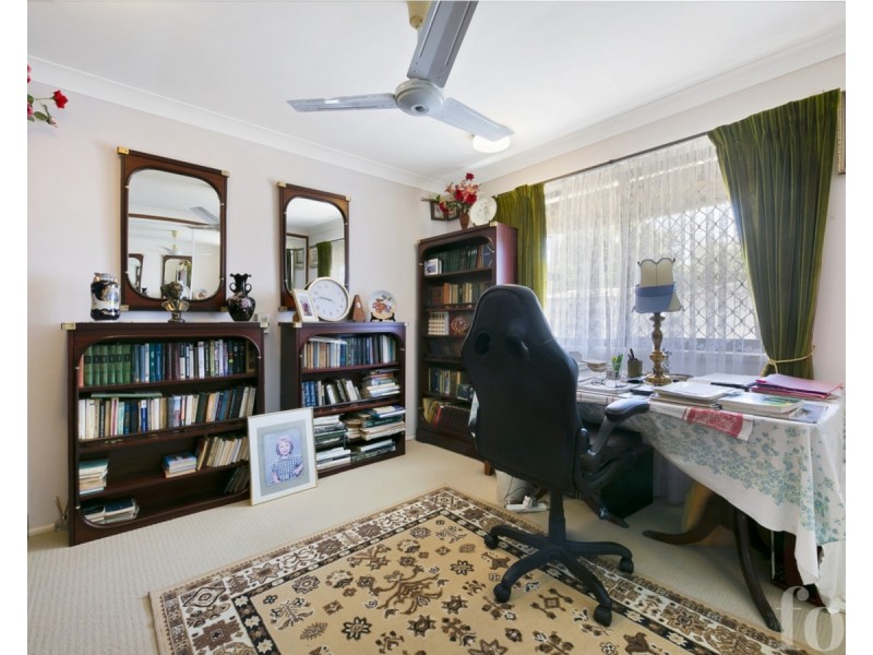 38 Crinum Crescent, Southport QLD 4215