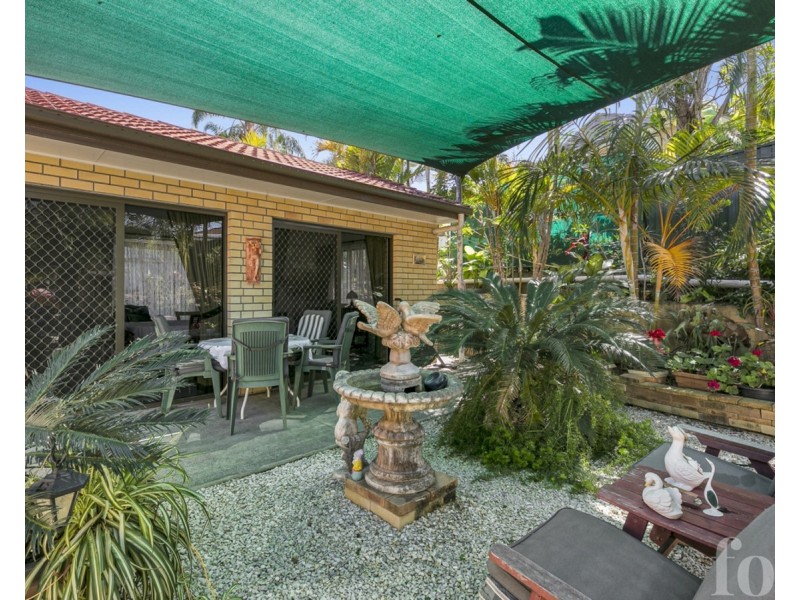 38 Crinum Crescent, Southport QLD 4215