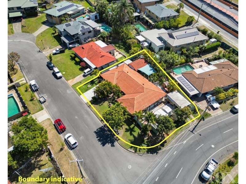 38 Crinum Crescent, Southport QLD 4215