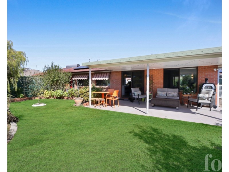 1/10 Elm Court, Labrador QLD 4215