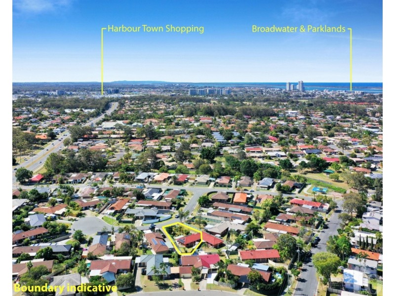 1/10 Elm Court, Labrador QLD 4215