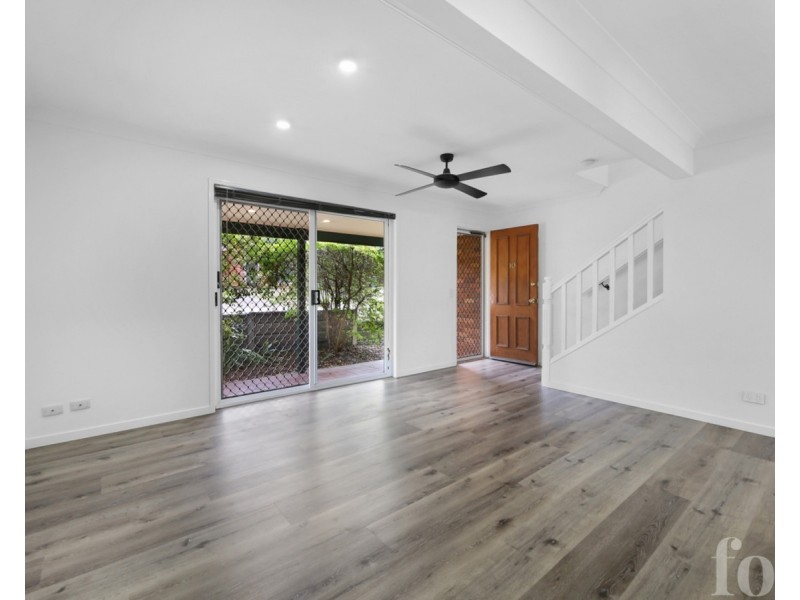 10/31 McMillan Street, Labrador QLD 4215