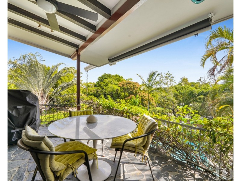 9-11 Burnside Court, Ashmore QLD 4214