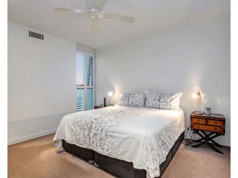 5/446 Marine Parade, Biggera Waters QLD 4216