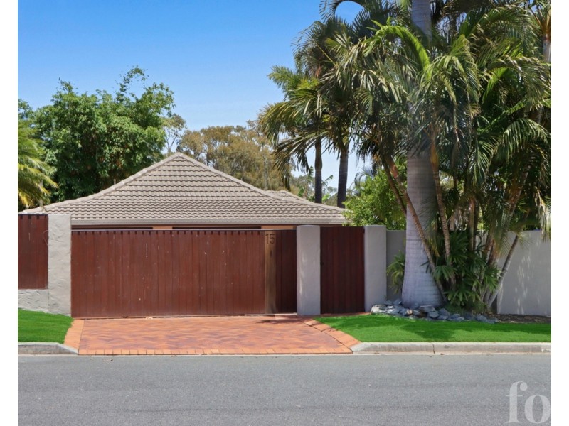 15 Pinkwood Drive, Ashmore QLD 4214