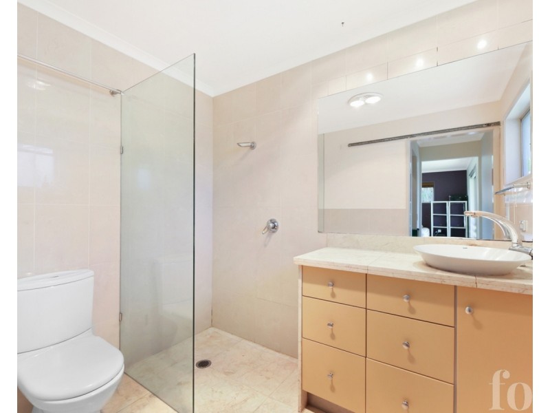 15 Pinkwood Drive, Ashmore QLD 4214