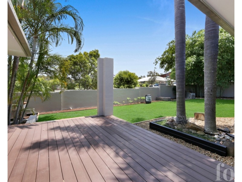 15 Pinkwood Drive, Ashmore QLD 4214