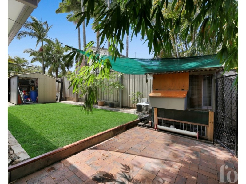 15 Pinkwood Drive, Ashmore QLD 4214