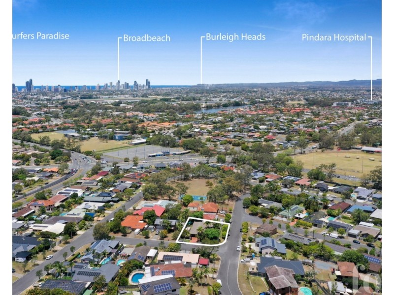 15 Pinkwood Drive, Ashmore QLD 4214