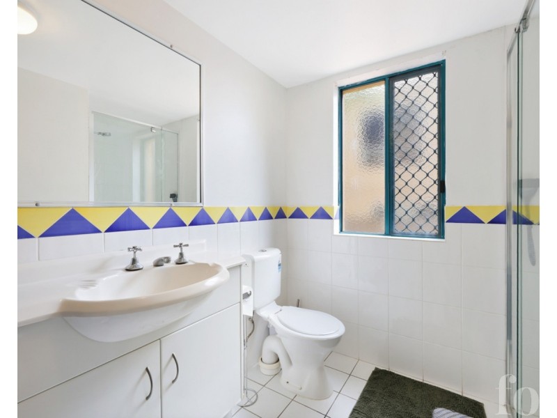 3/40-42 Tarcoola Crescent, Surfers Paradise QLD 4217