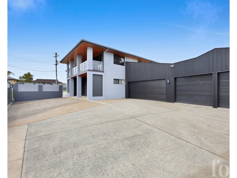 27 Sturt Street, Molendinar QLD 4214