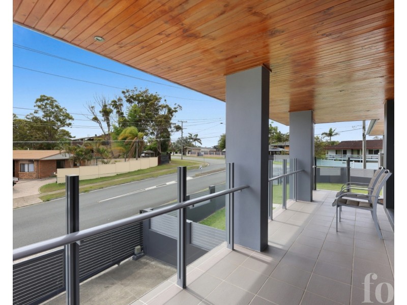 27 Sturt Street, Molendinar QLD 4214