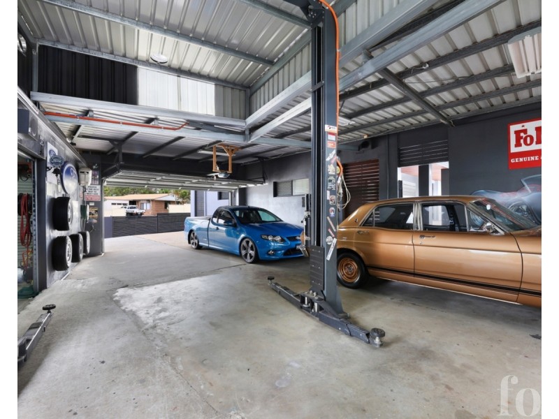 27 Sturt Street, Molendinar QLD 4214