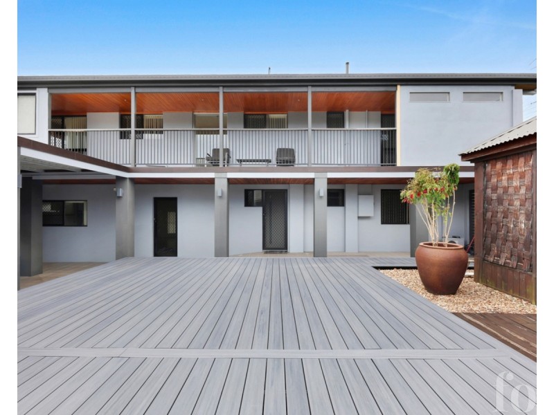 27 Sturt Street, Molendinar QLD 4214