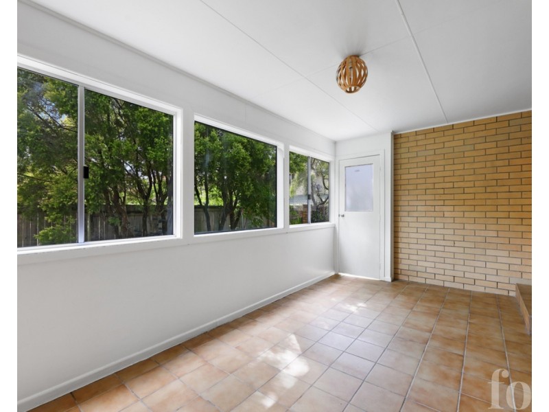 3/36 Government Road, Labrador QLD 4215