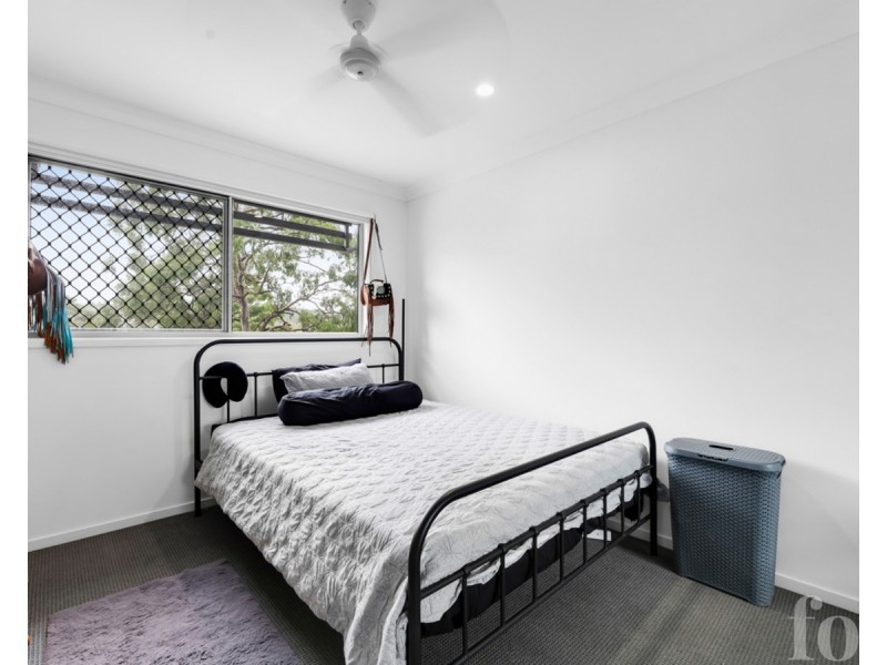8/37 Witheren Circuit, Pacific Pines QLD 4211