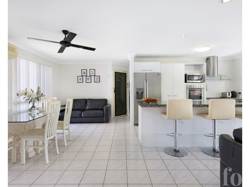 10 Zoeller Drive, Parkwood QLD 4214