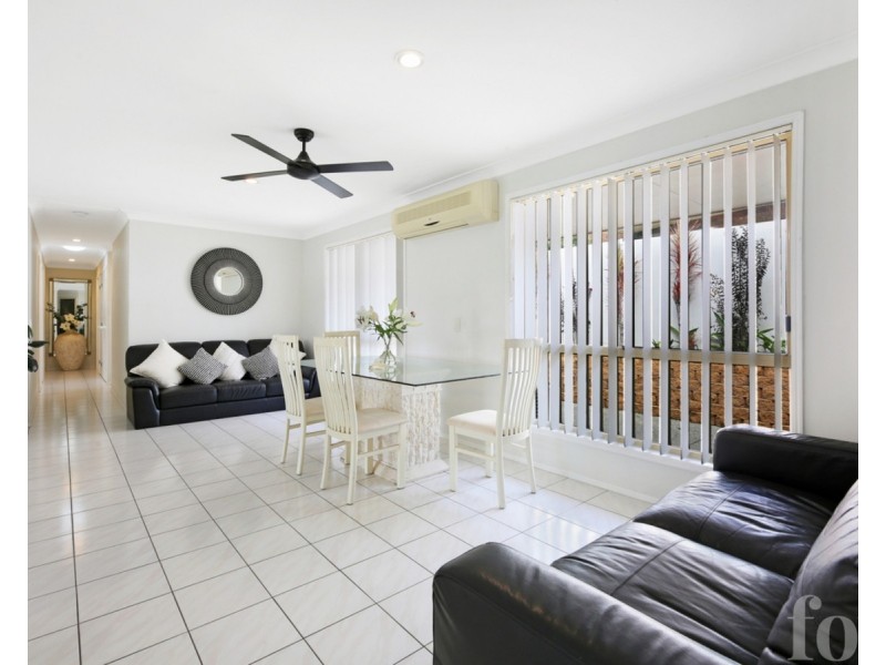 10 Zoeller Drive, Parkwood QLD 4214