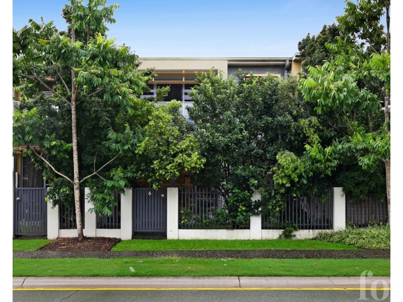 7506/3031 The Boulevard, Carrara QLD 4211