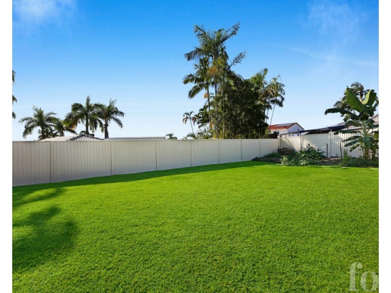14 Laggan Court, Merrimac QLD 4226