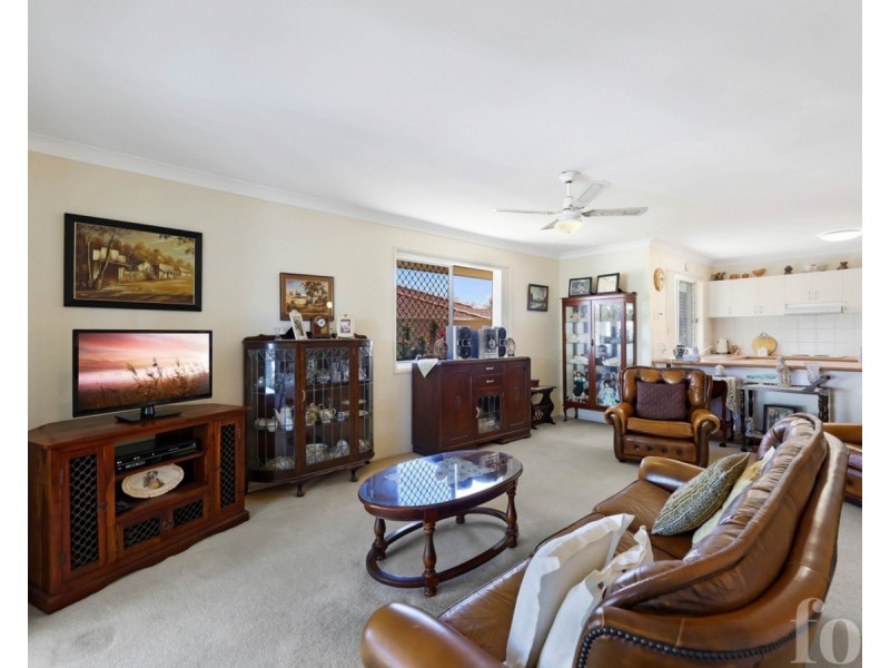 1/225 Government Road, Labrador QLD 4215