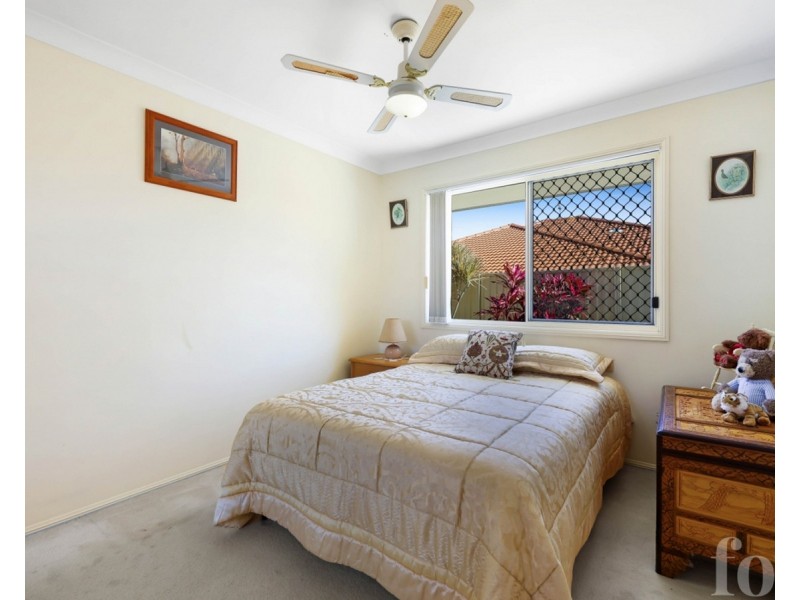 1/225 Government Road, Labrador QLD 4215