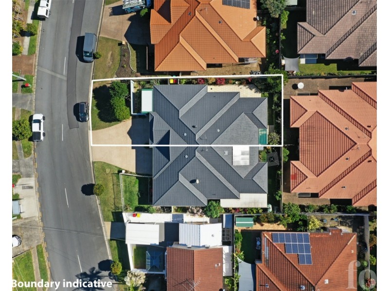 1/225 Government Road, Labrador QLD 4215