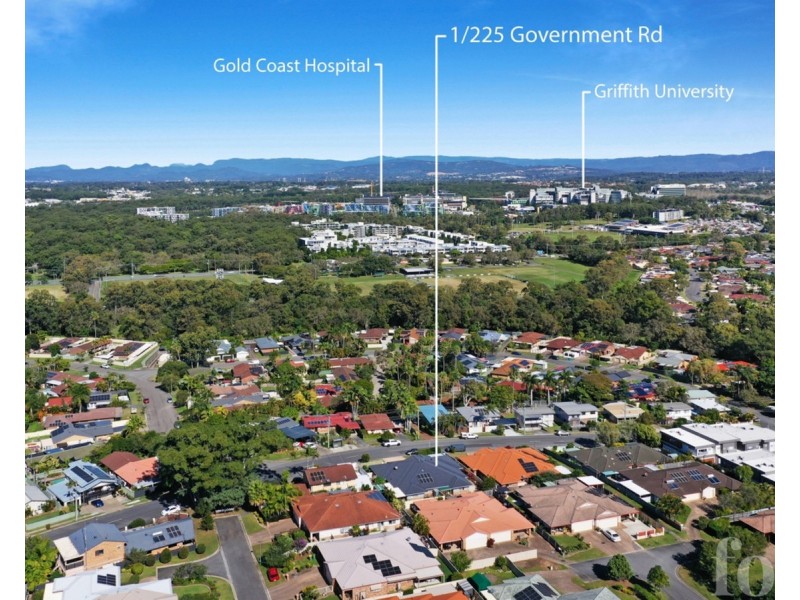 1/225 Government Road, Labrador QLD 4215
