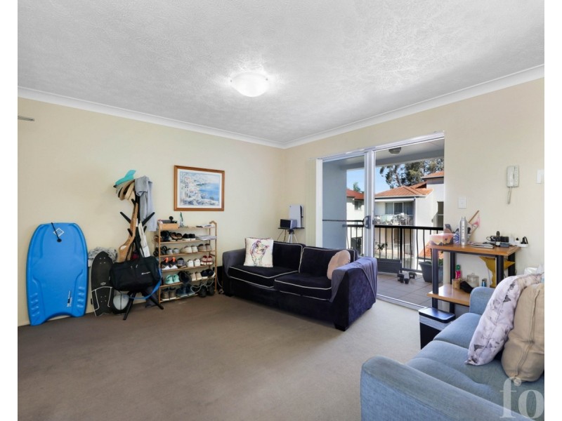 30/3-5 Norman Street, Southport QLD 4215