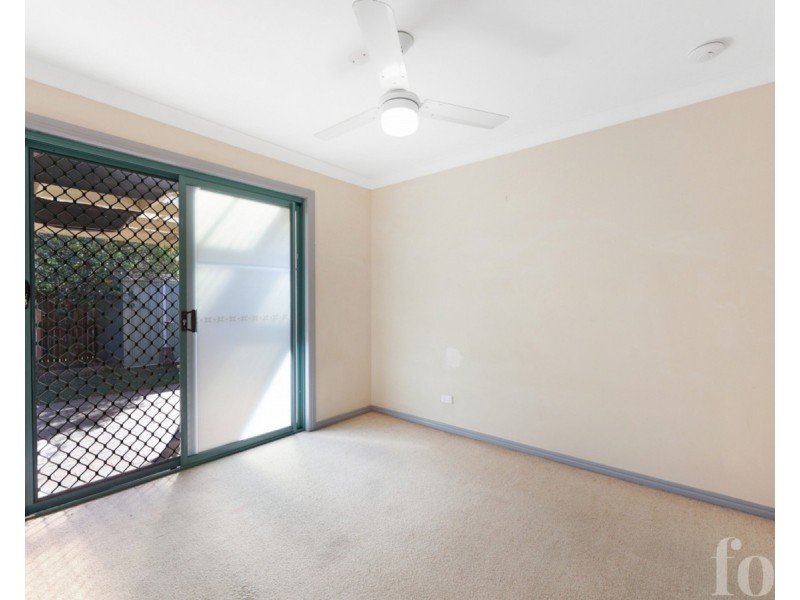 2/5 Jenaya Place, Labrador QLD 4215