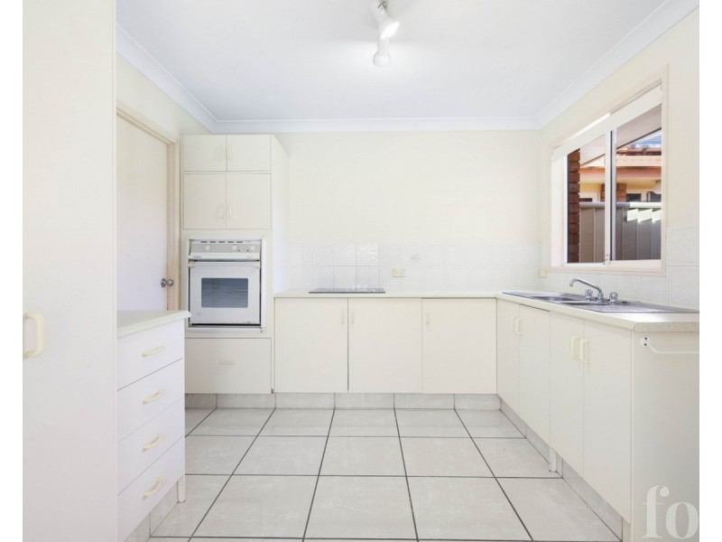 2/3 Clovelly Place, Labrador QLD 4215