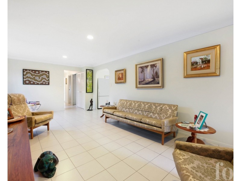 1/1 Clovelly Place, Labrador QLD 4215