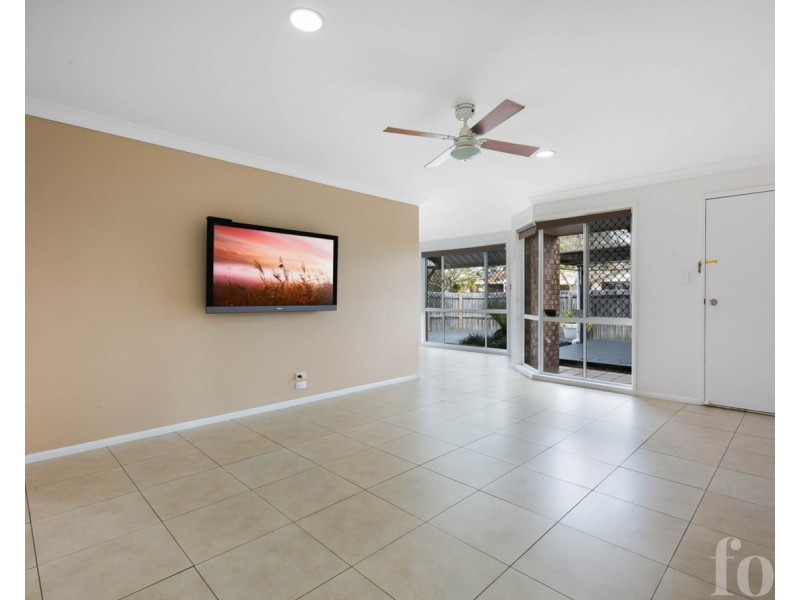 1/36 Kenny Drive, Labrador QLD 4215