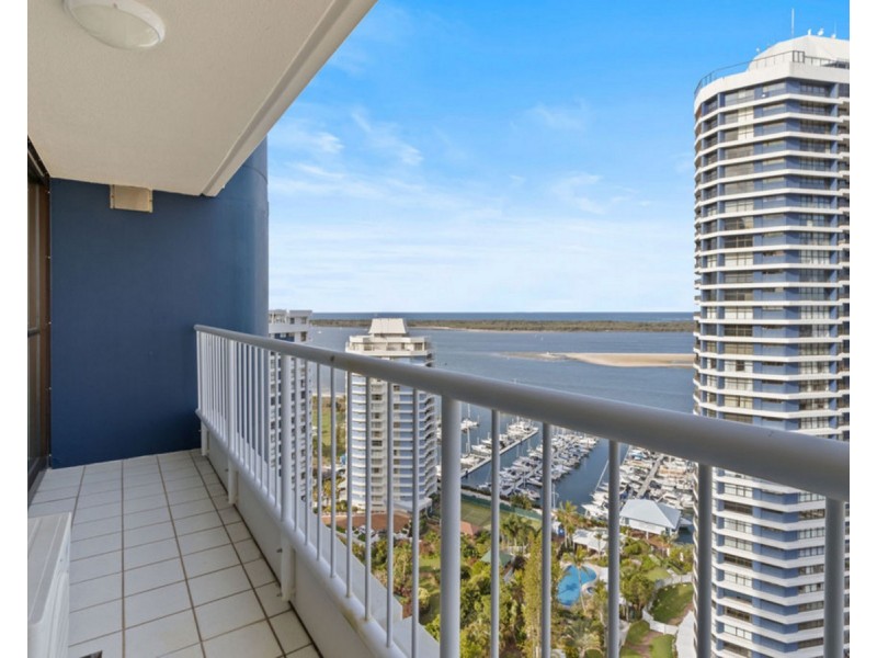 90/21 Bayview Street, Runaway Bay QLD 4216
