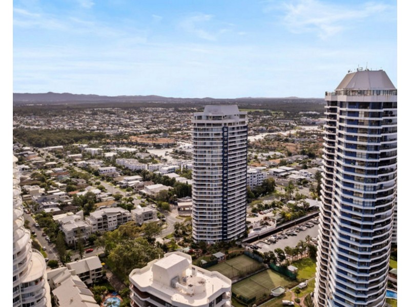 90/21 Bayview Street, Runaway Bay QLD 4216