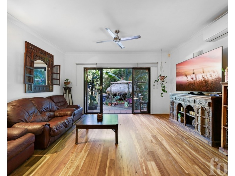 2/12 Billington Street, Labrador QLD 4215