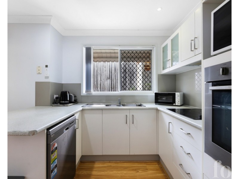 1/5 Clovelly Place, Labrador QLD 4215